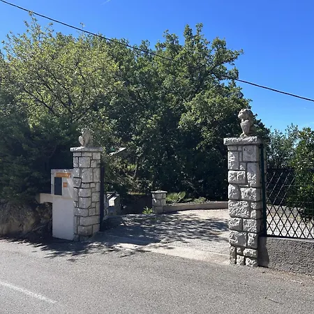 Des Ciappes Et Des Fées Alloggio in famiglia